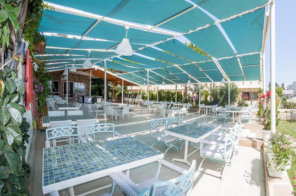 Colophon Beach Otel Gumuldur Exterior foto
